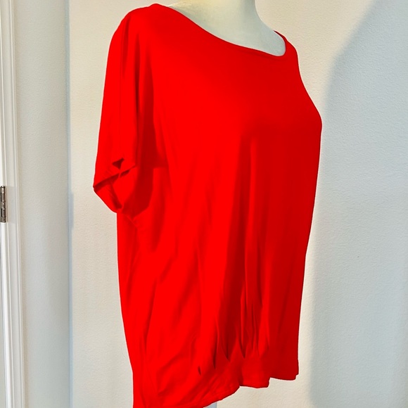 Cable & Gauge Boho Red Pleated Hem Loose Dolman Short Sleeve Jersey Knit Tee - Picture 3 of 8